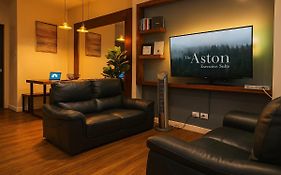The Aston Executive Suite 2Br Balcony Near Mines View Baguio